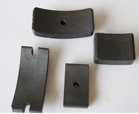 注塑鐵氧體與永磁鐵氧體的區(qū)別與聯(lián)系